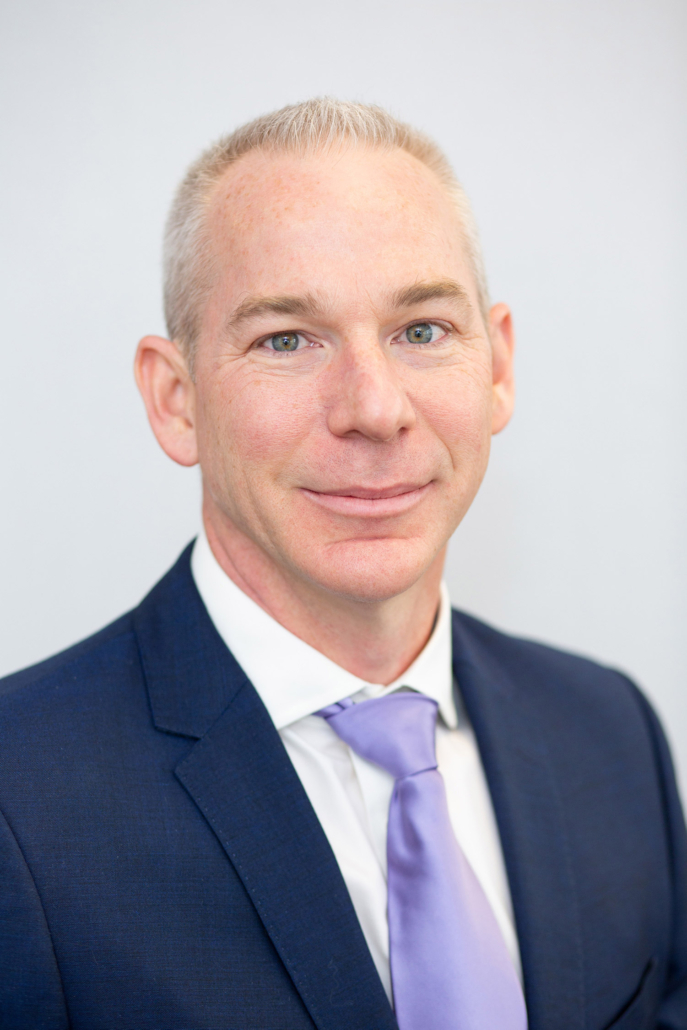 Sports Medicine Professionals The Knee Clinic Staff